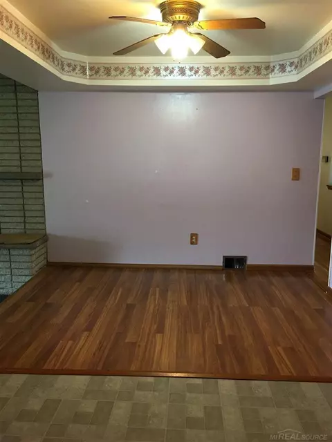 27112 Bradner, Warren, MI 48088 photo 31