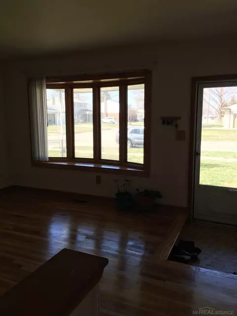27112 Bradner, Warren, MI 48088 photo 14