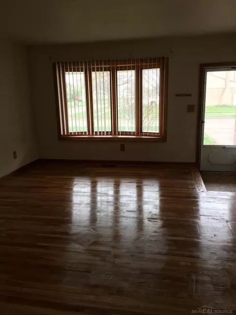 27112 Bradner, Warren, MI 48088 photo 21