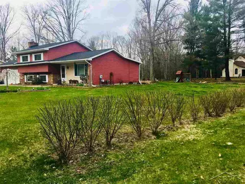 12918 Tamarack, Burt, MI 48417 photo 4