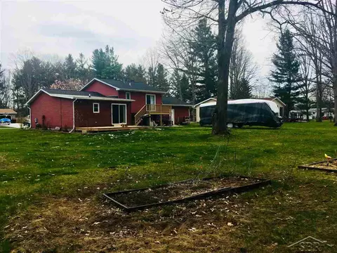 12918 Tamarack, Burt, MI 48417 photo 2