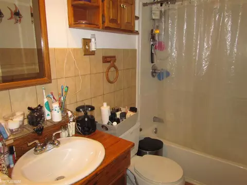 8265 Chapp, Warren, MI 48089 photo 14