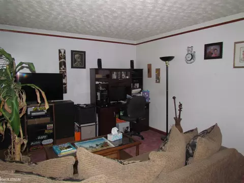 8265 Chapp, Warren, MI 48089 photo 4