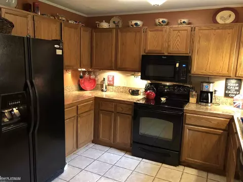 6385 Genaw, Algonac, MI 48001 photo 7