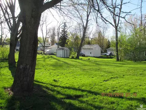 307 Main, Perry, MI 48872 photo 3