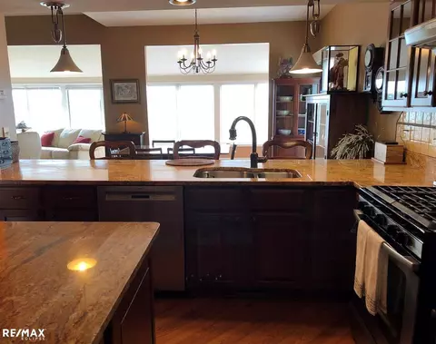 1935 River # 31, Saint Clair, MI 48079 photo 9
