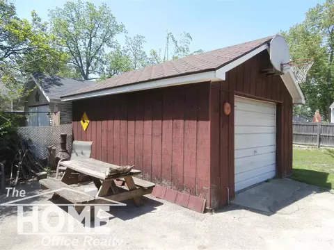 307 E Clinton, Durand, MI 48429 photo 6