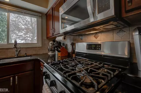 18106 Cider Ml, Macomb, MI 48044 photo 11