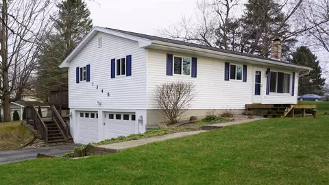 1345 Primrose, Dewitt, MI 48820 photo 2