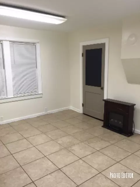208 E 2nd, Pinconning, MI 48650 photo 3