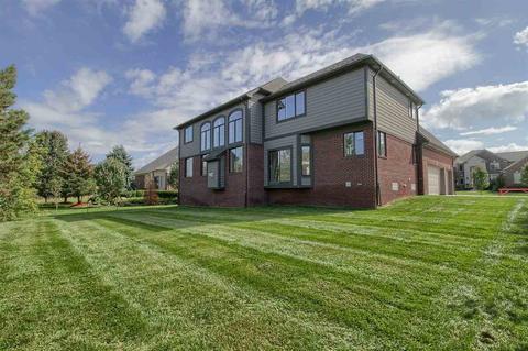 15342 Amberfield Dr, Macomb, MI 48042 photo 3