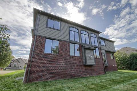 15342 Amberfield Dr, Macomb, MI 48042 photo 2