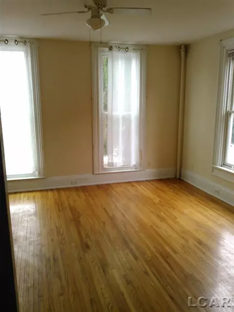 505 E Maumee, Adrian, MI 49221 photo 12