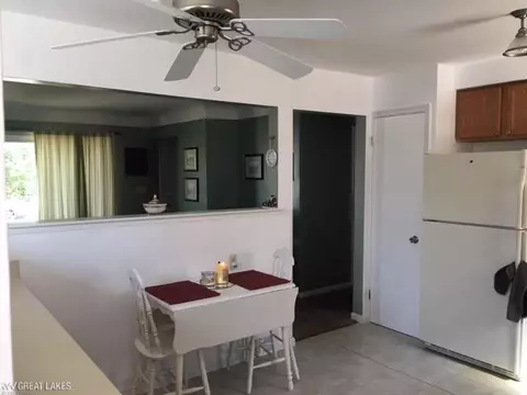 24920 Teppert, Eastpointe, MI 48021 photo 7