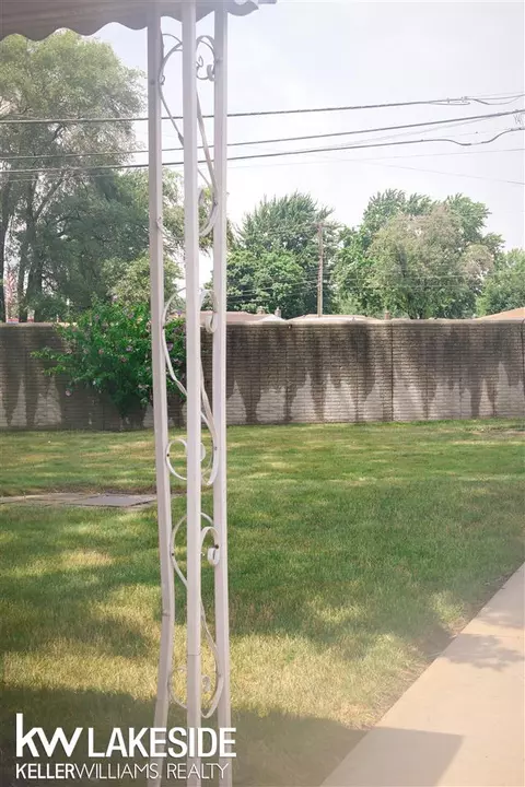 28873 Bradner, Warren, MI 48088 photo 29