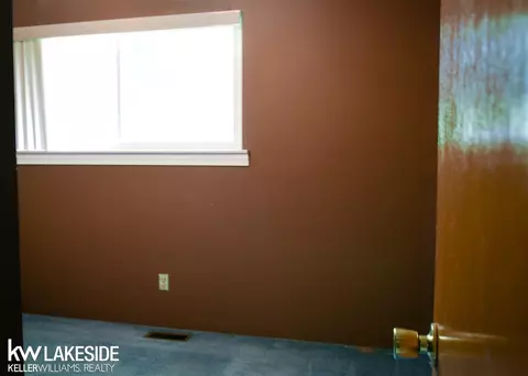 28873 Bradner, Warren, MI 48088 photo 12