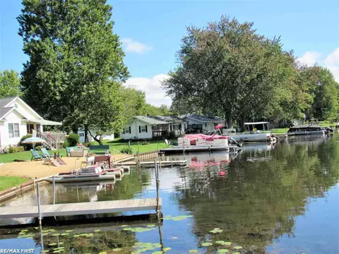 357 Meadow, Brooklyn, MI 49230 photo 5
