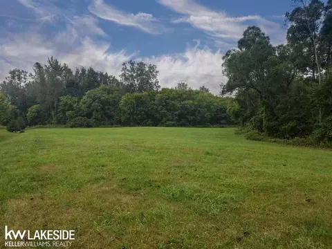 8654 Country Mnr, Bruce, MI 48065 photo 1