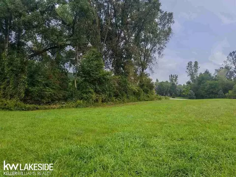 8654 Country Mnr, Bruce, MI 48065 photo 2