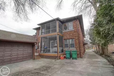 832 Trombley, Grosse Pointe Park, MI 48230 photo 5