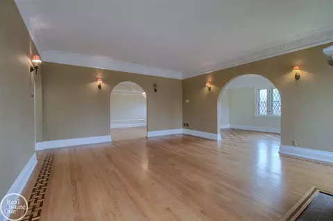 832 Trombley, Grosse Pointe Park, MI 48230 photo 34