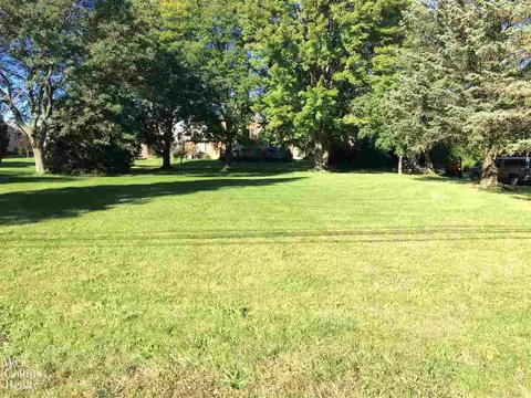 47725 Card, Macomb Twp, MI 48044 photo 1