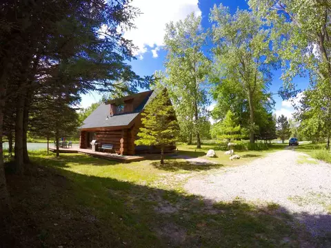 376 W Beaver, Kawkawlin, MI 48631 photo 2