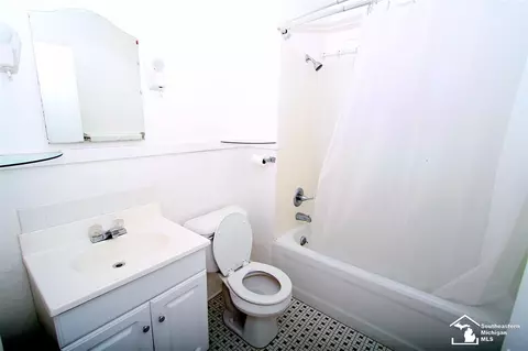 532 Godfroy, Monroe, MI 48162 photo 11