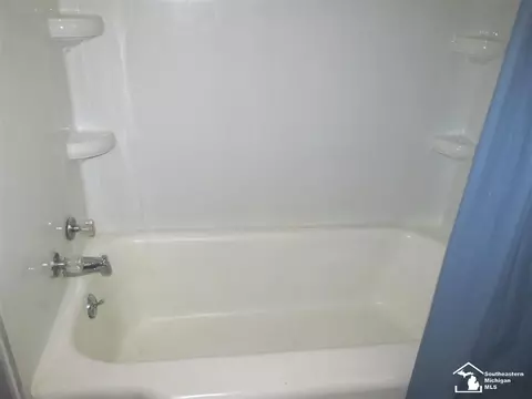 902 N Telegraph, Monroe, MI 48162 photo 7