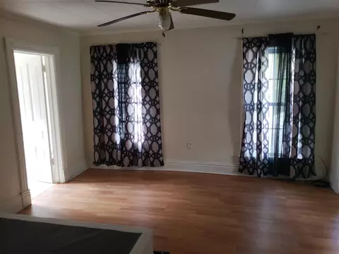 512 Avon, Flint, MI 48503 photo 9