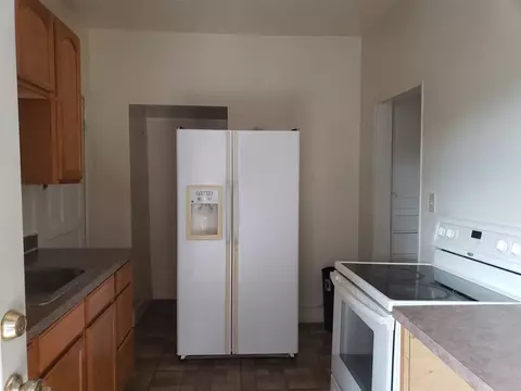 512 Avon, Flint, MI 48503 photo 3