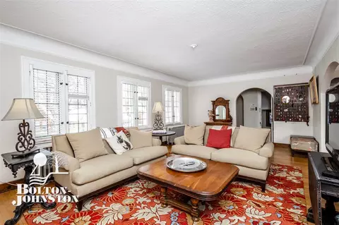 580-582 Neff, Grosse Pointe, MI 48230 photo 2