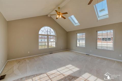 241 Armitage, Monroe, MI 48162 photo 8