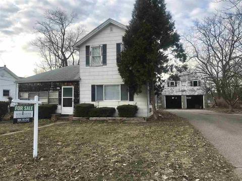 447 E Oliver, Corunna, MI 48817 photo 1