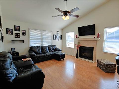1161 Jackson, Owosso, MI 48867 photo 2