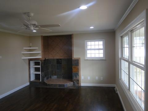 5300 W Carpenter Rd, Flint, MI 48504 photo 2