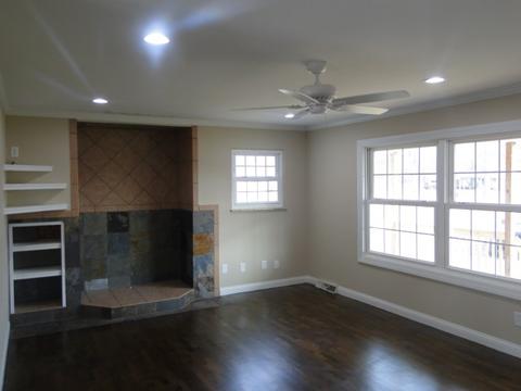 5300 W Carpenter Rd, Flint, MI 48504 photo 3