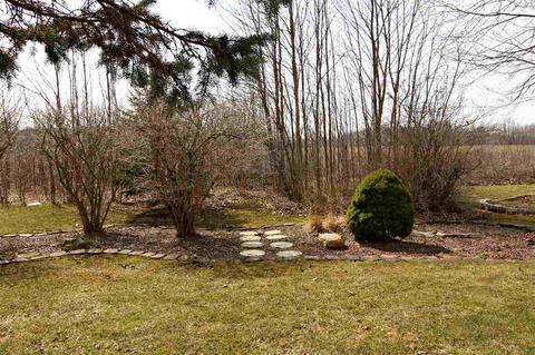 5566 Hickory Cir, Flushing, MI 48433 photo 18