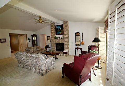 5566 Hickory Cir, Flushing, MI 48433 photo 4