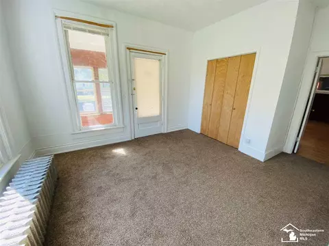 528 Smith, Monroe, MI 48161 photo 9
