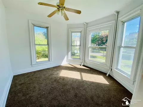 528 Smith, Monroe, MI 48161 photo 8