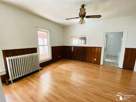 528 Smith, Monroe, MI 48161 photo 6