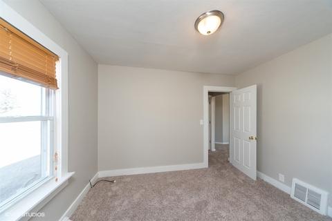 5245 Torrey Rd, Flint, MI 48507 photo 13