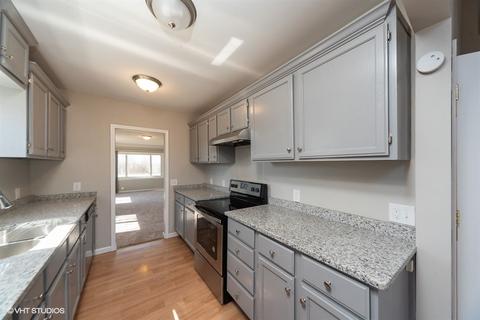 5245 Torrey Rd, Flint, MI 48507 photo 6