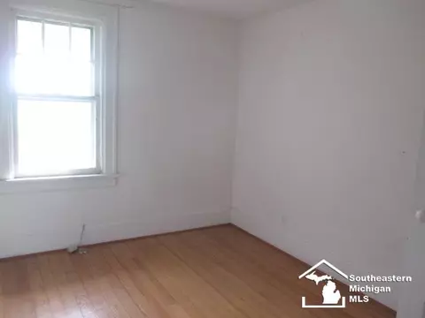 310 E Noble, Monroe, MI 48162 photo 12