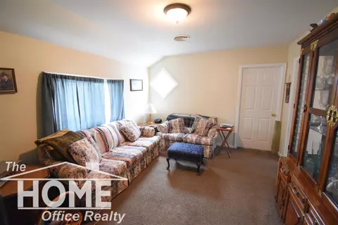 412 E Comstock, Owosso, MI 48867 photo 11