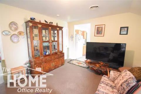 412 E Comstock, Owosso, MI 48867 photo 7