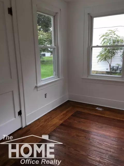 412 E Comstock, Owosso, MI 48867 photo 19