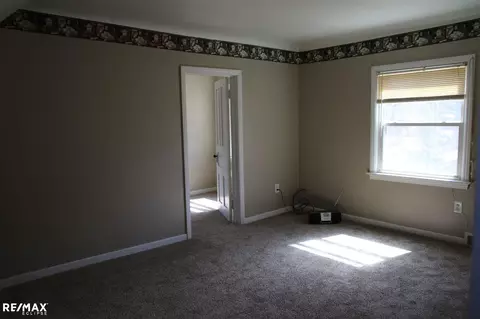 56 Miller, Mount Clemens, MI 48043 photo 11