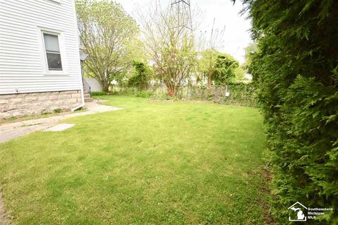 219 Navarre, Monroe, MI 48161 photo 22